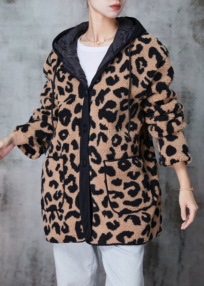 Gracefully Styled Coat for Any Occasion