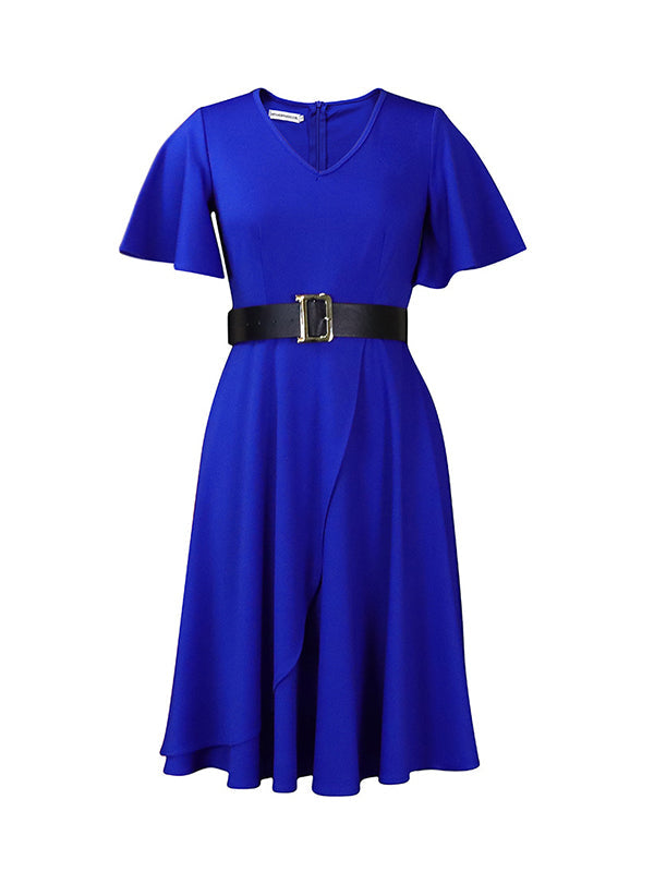 Sophisticated Dress with a Clean Classic Look