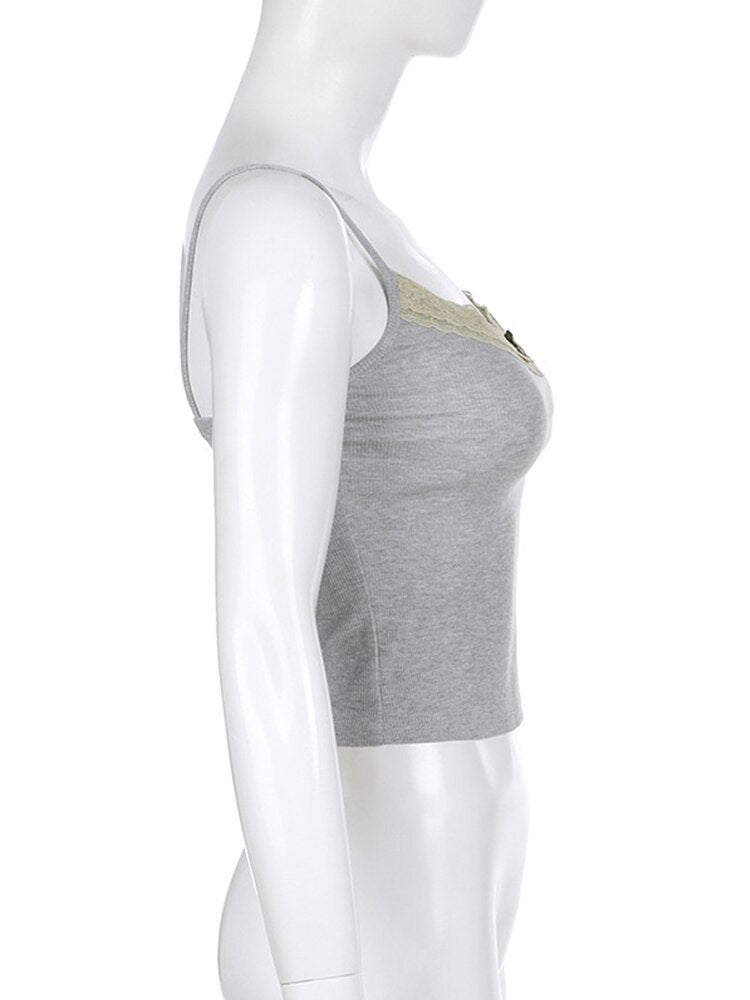 Well Tailored Top with a Graceful Silhouette