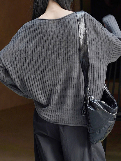 Effortlessly Elegant Sweater with a Timeless Design