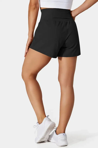 Effortlessly Elegant Garment with a Timeless Design