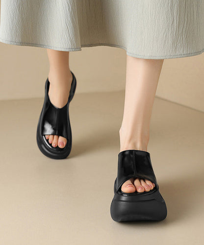 Polished Sandals with an Effortless Classic Look