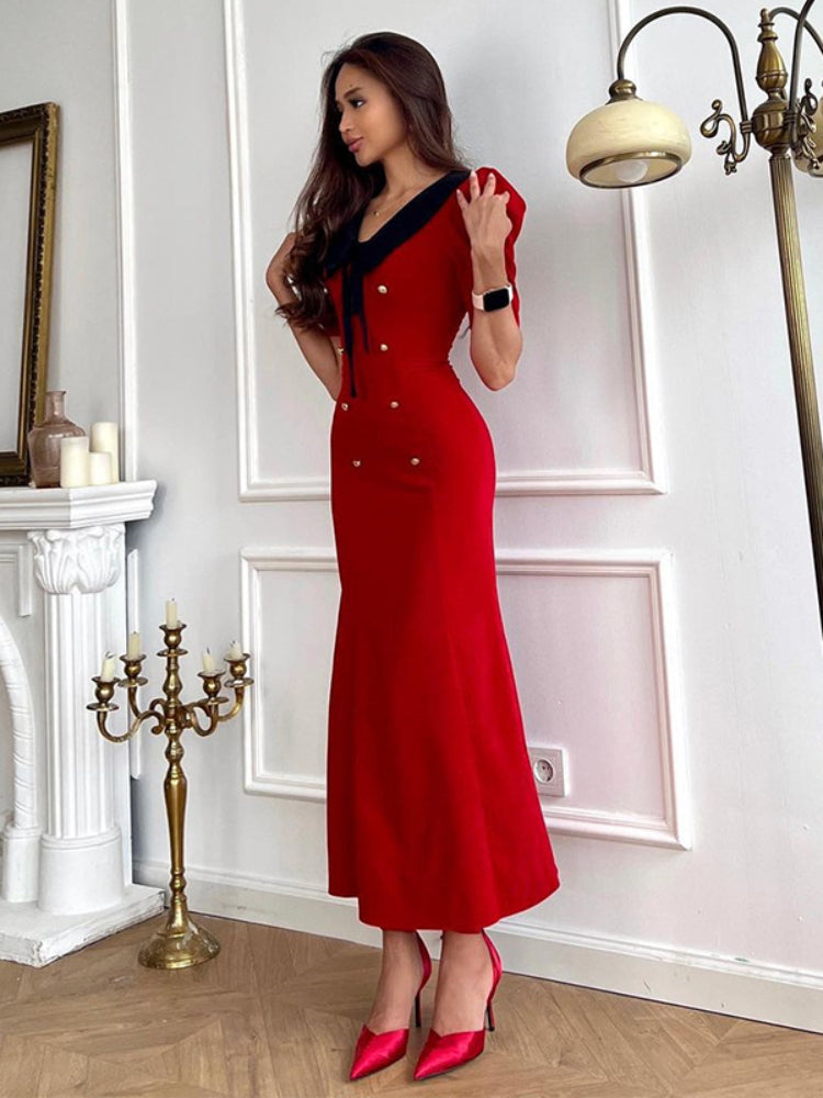 Effortlessly Elegant Dress with a Timeless Design