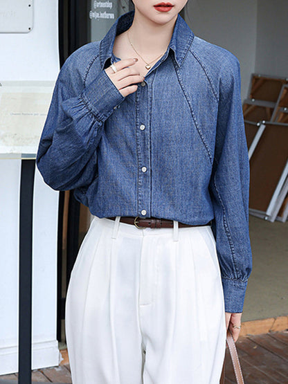 Classic Vintage Blouse with a Flattering Fit