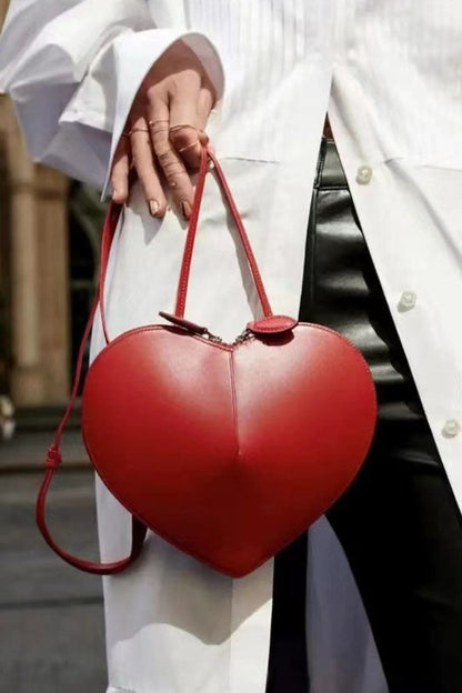 Elegantly Styled Bag for Everyday Wear