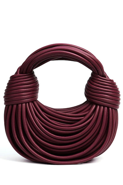 Well Tailored Bag with a Graceful Silhouette