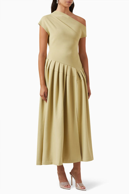 Elegantly Styled Dress for Everyday Wear