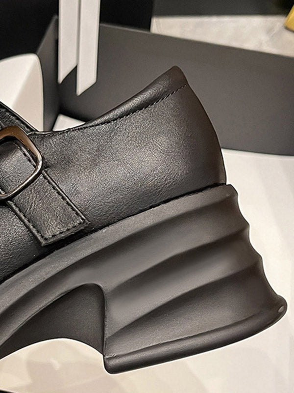 A Vintage Style Shoes with Delicate Timeless Details
