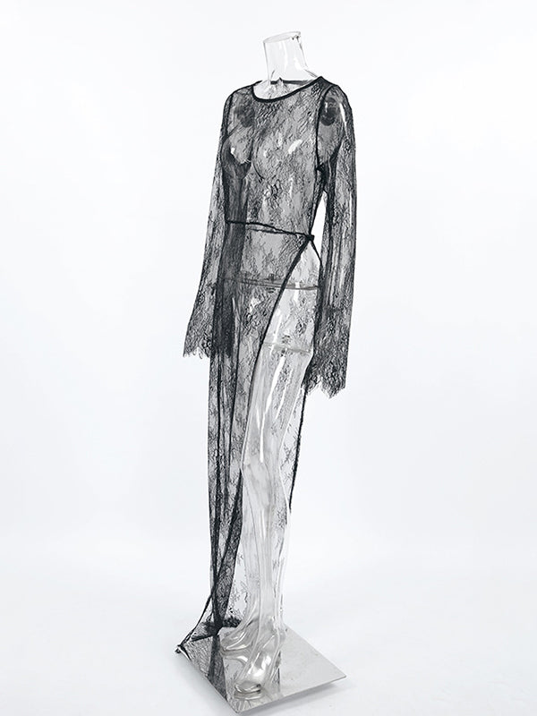 Well Tailored Blouse with a Graceful Silhouette
