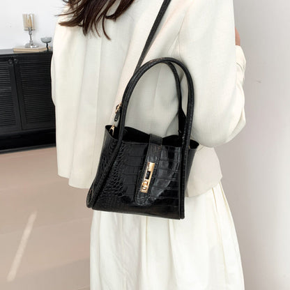Classic Vintage & Enduringly Stylish Bag