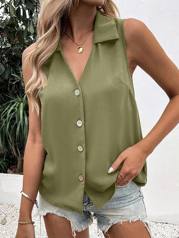Well Tailored Top with a Graceful Silhouette