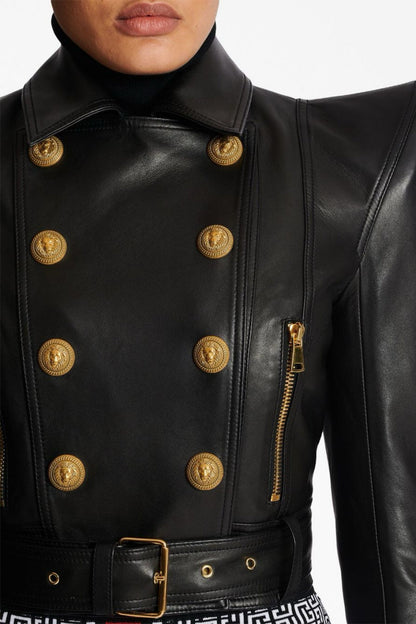 Polished Jacket with an Effortless Classic Look