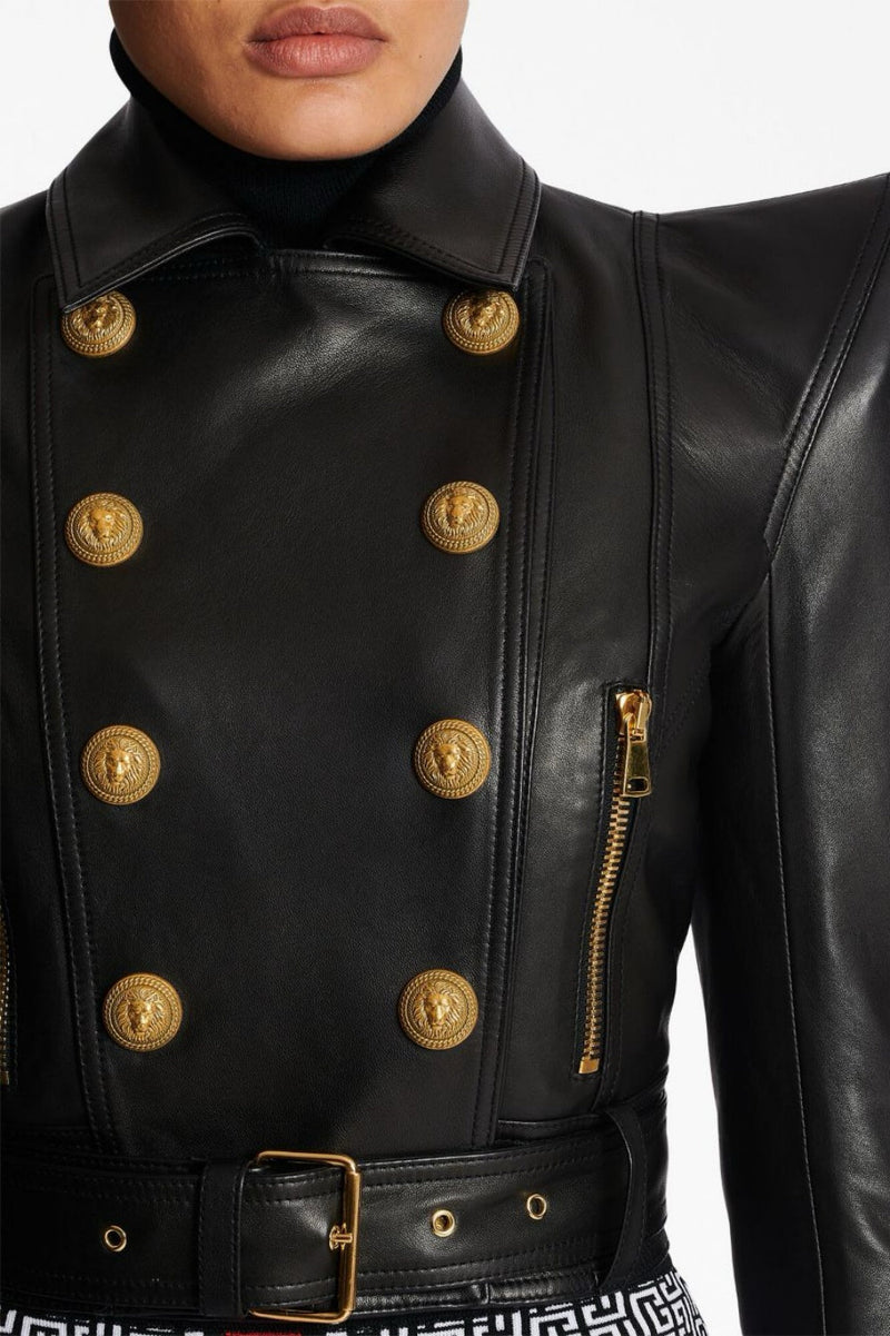 Polished Jacket with an Effortless Classic Look
