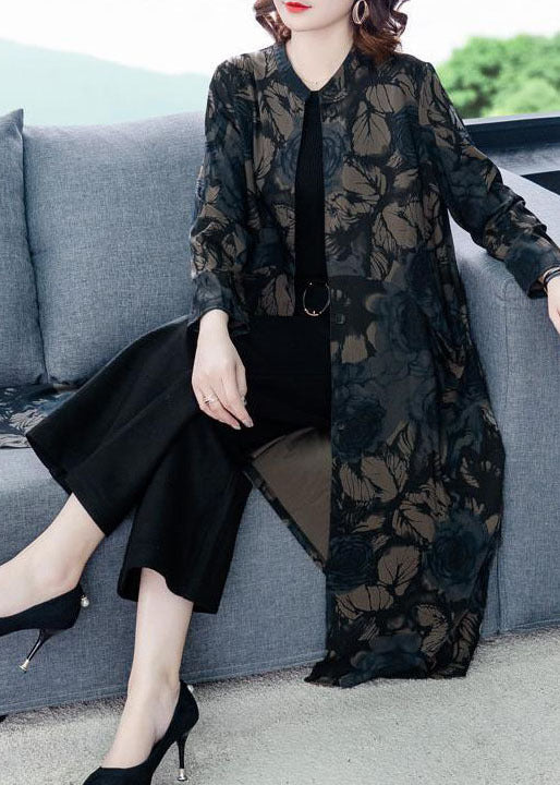 Elegantly Styled Coat for Everyday Wear