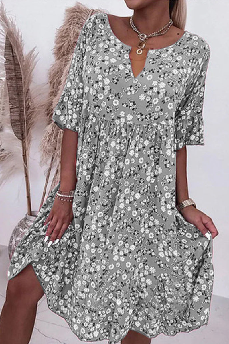 Classic Vintage & Enduringly Stylish Dress