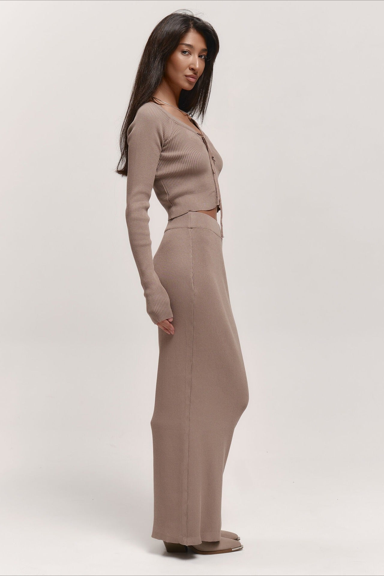 Beautifully Crafted Sweater in a Classic Style