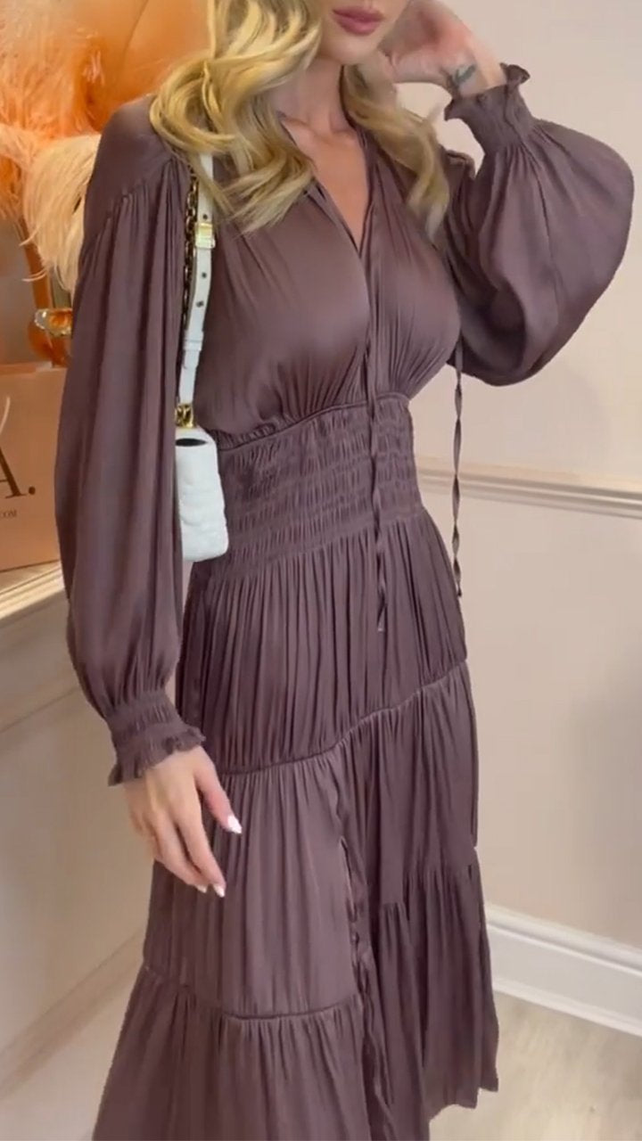 A Vintage Style Dress with Delicate Timeless Details