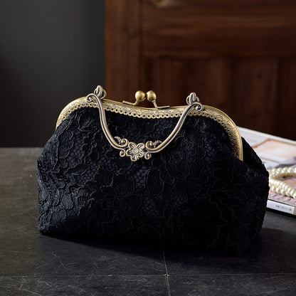 Well Tailored Bag with a Graceful Silhouette