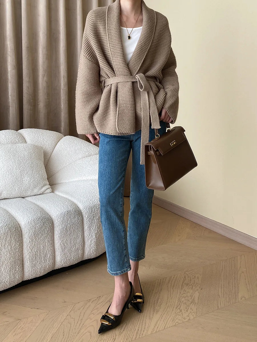 Gracefully Styled Cardigan for Any Occasion