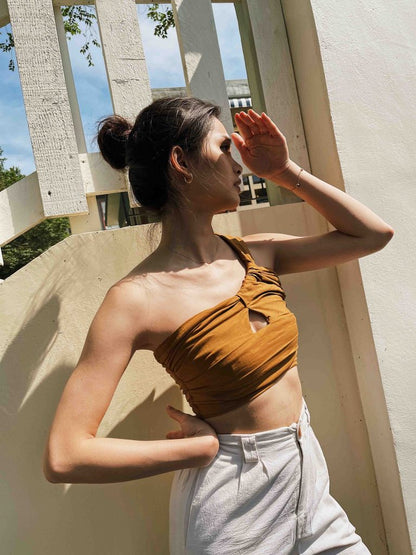 Beautifully Crafted Top in a Classic Style