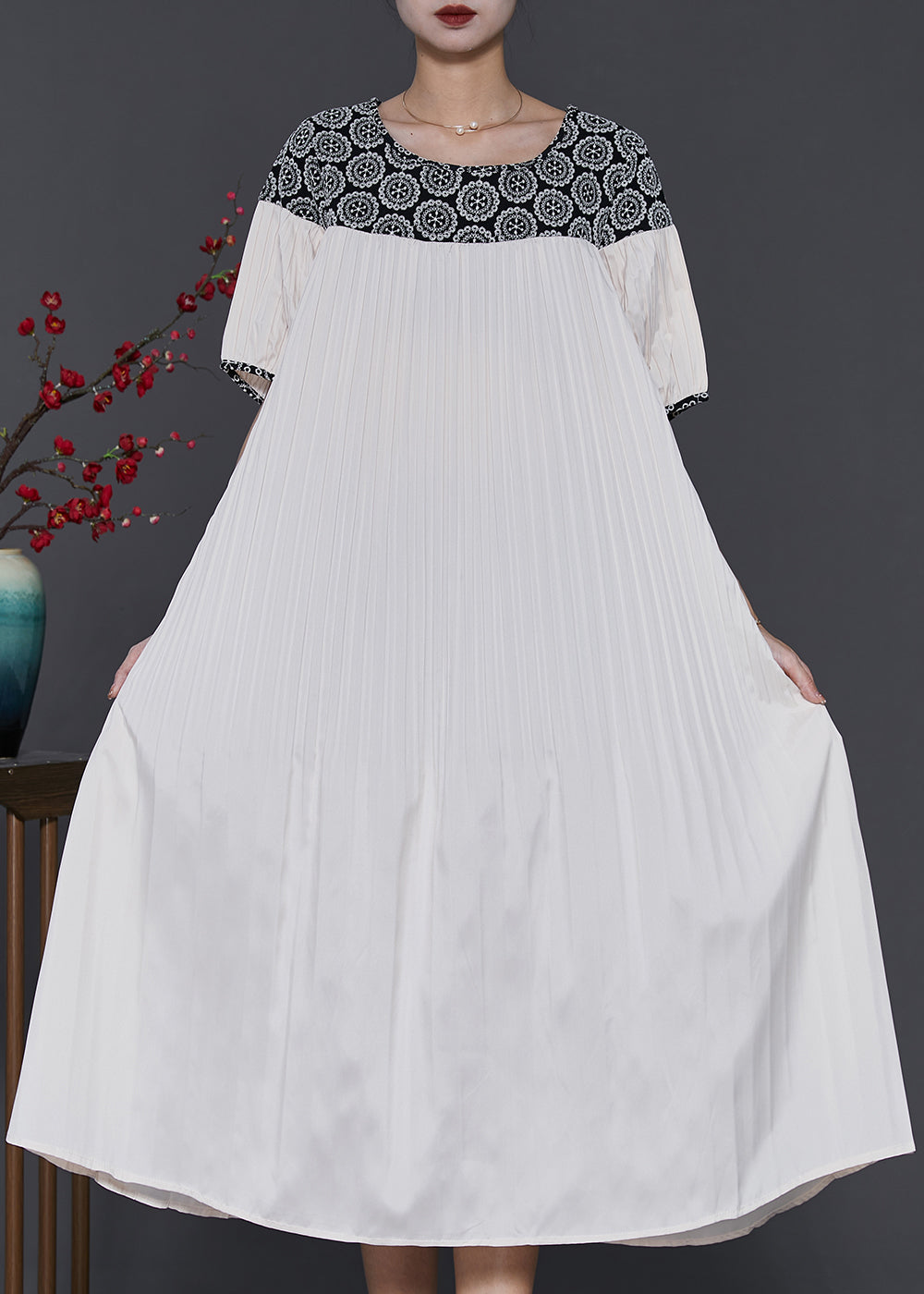 Beautifully Crafted Dress in a Classic Style