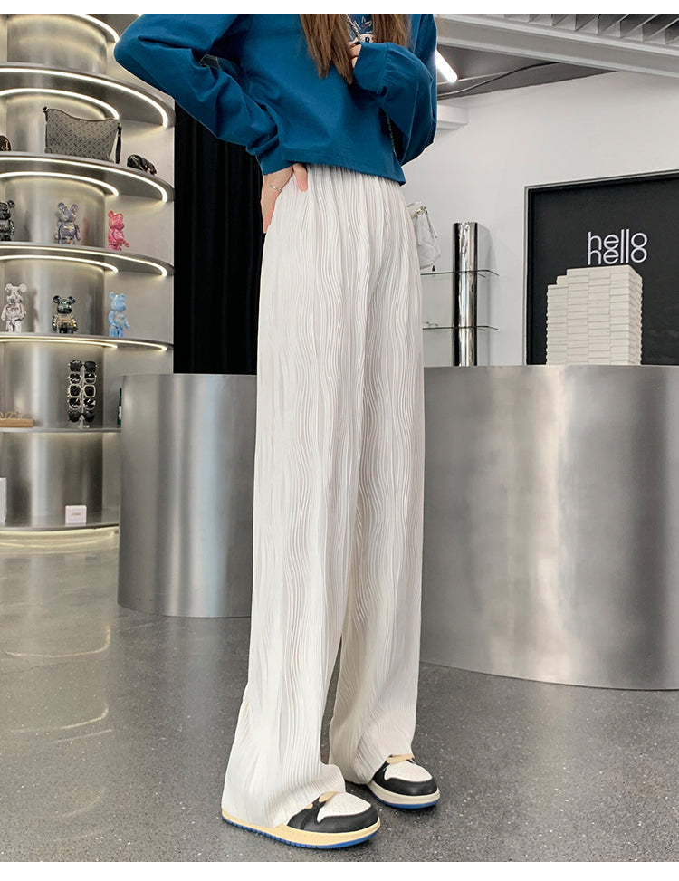 Beautifully Finished Pants in a Timeless Design