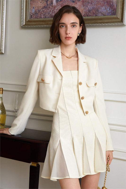Classic Vintage Garment with a Flattering Fit