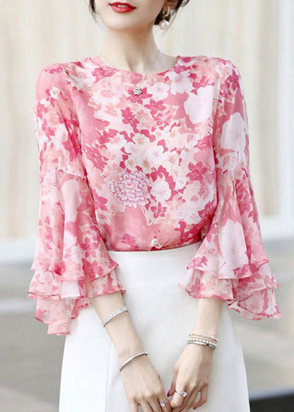A Vintage Style Shirt with Delicate Timeless Details