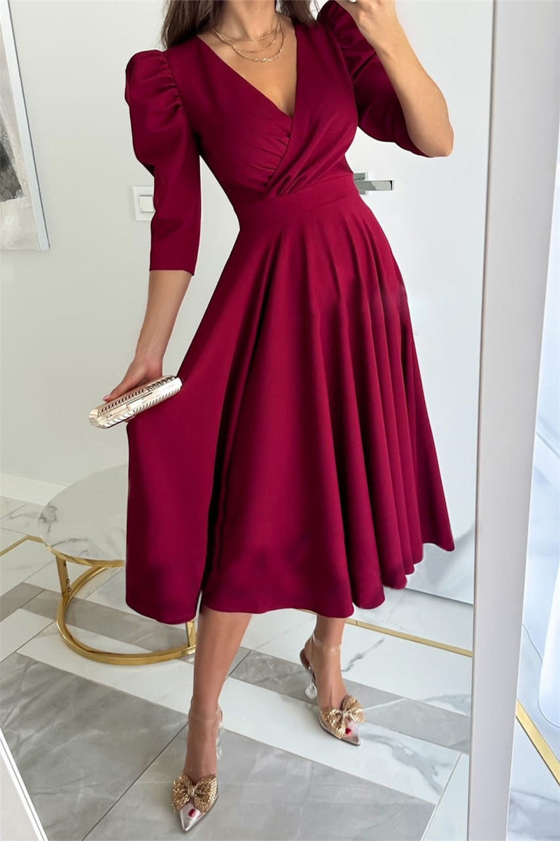 Gracefully Styled Dress for Any Occasion