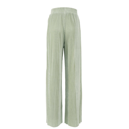 Classic Vintage Pants with a Flattering Fit