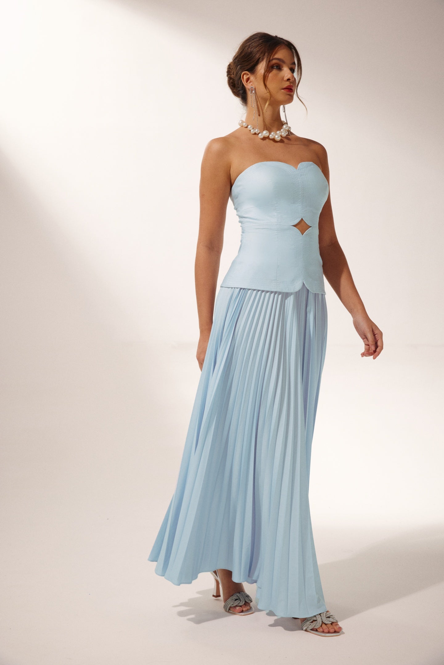 Effortlessly Elegant Garment with a Timeless Design