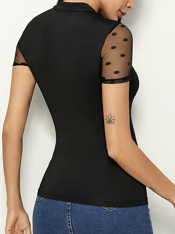 Well Tailored T-Shirt with a Graceful Silhouette