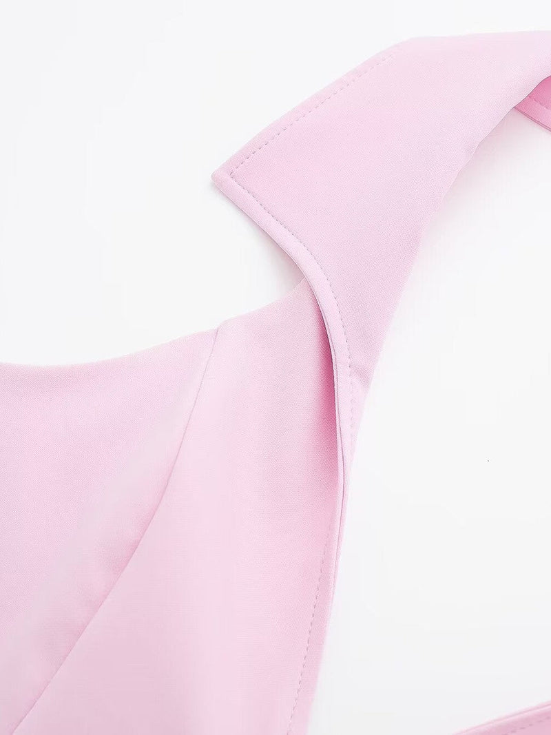 A Vintage Style Coat with Delicate Timeless Details