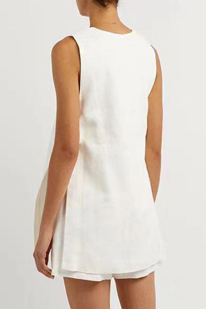 Beautifully Finished Garment in a Timeless Design