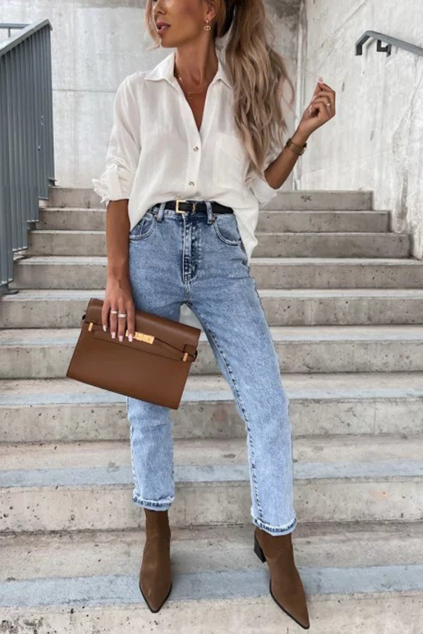 Effortlessly Elegant Blouse with a Timeless Design