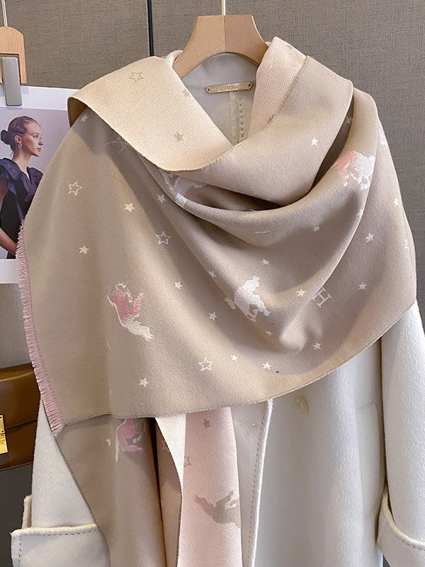Effortlessly Elegant Garment with a Timeless Design