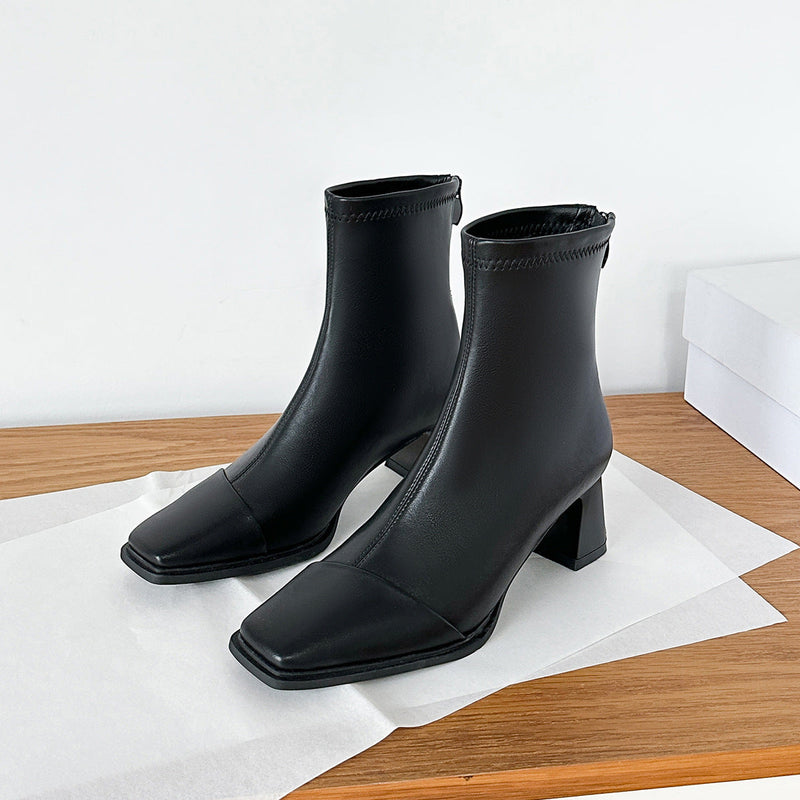 Beautifully Finished Boots in a Timeless Design