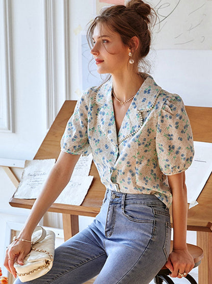 Effortlessly Elegant Top with a Timeless Design