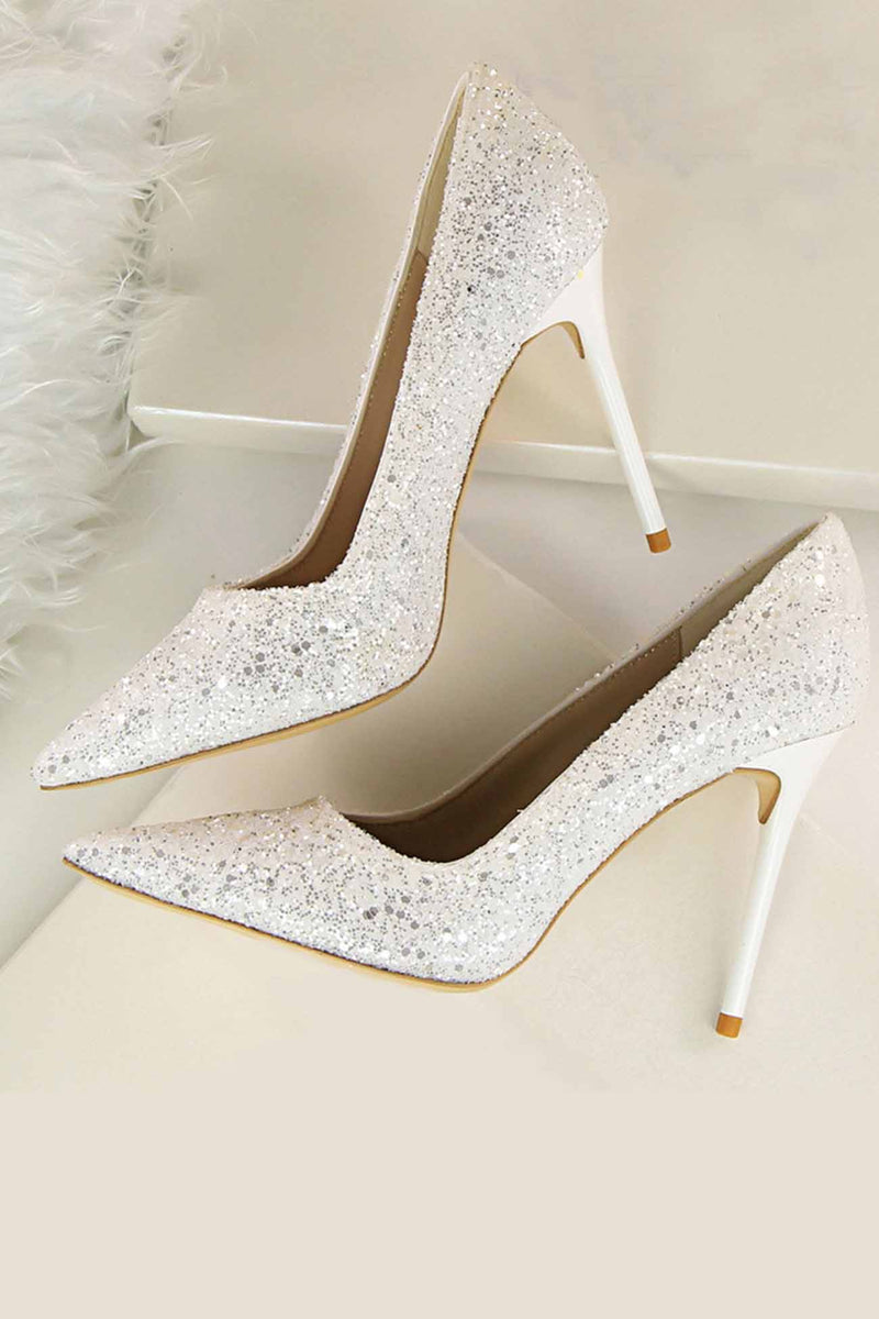 Classic Vintage Heels with a Flattering Fit