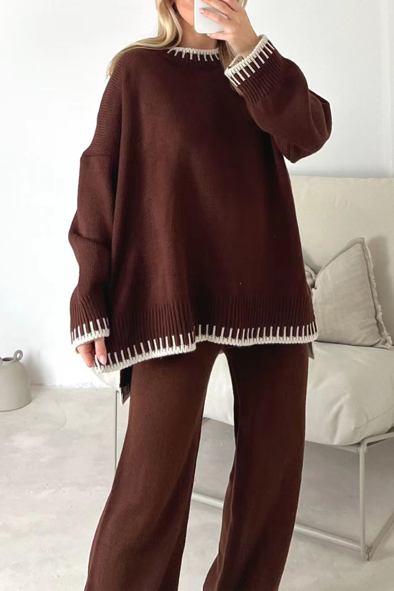 Gracefully Styled Garment for Any Occasion