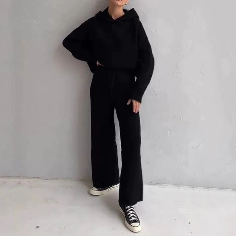 Classic Vintage Cardigan with a Flattering Fit