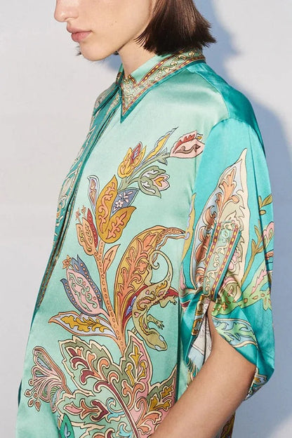 Beautifully Crafted Blouse in a Classic Style