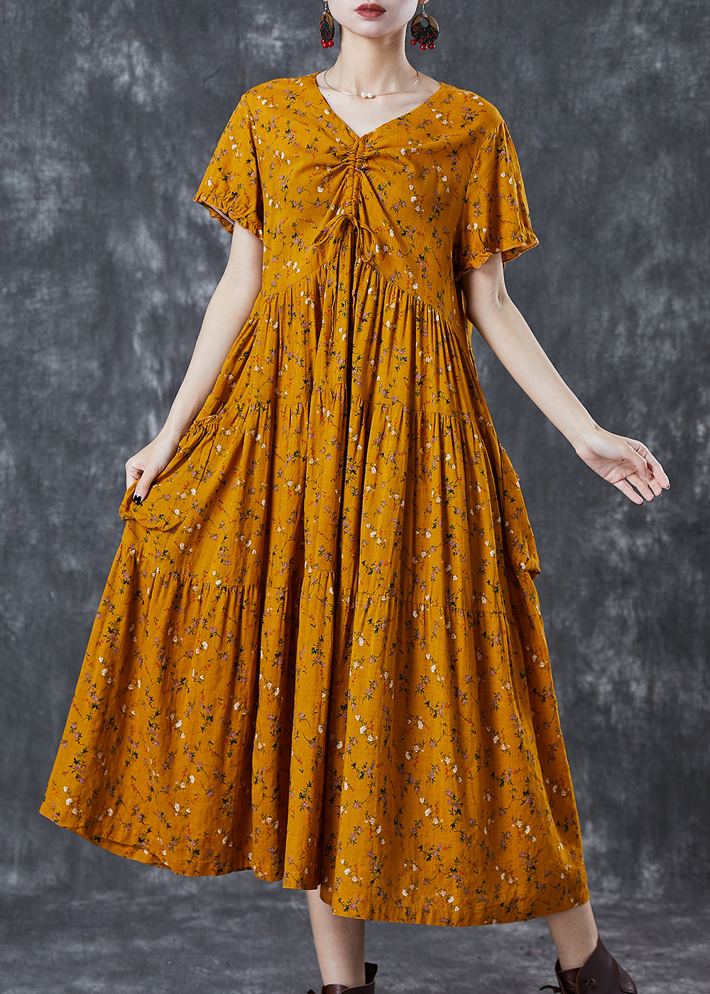 Gracefully Styled Dress for Any Occasion