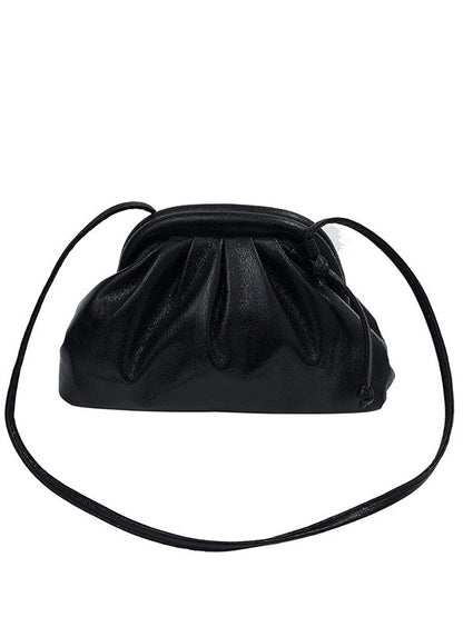 Well Tailored Bag with a Graceful Silhouette
