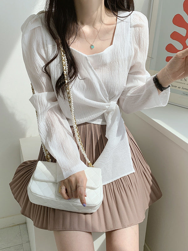 Beautifully Crafted Blouse in a Classic Style