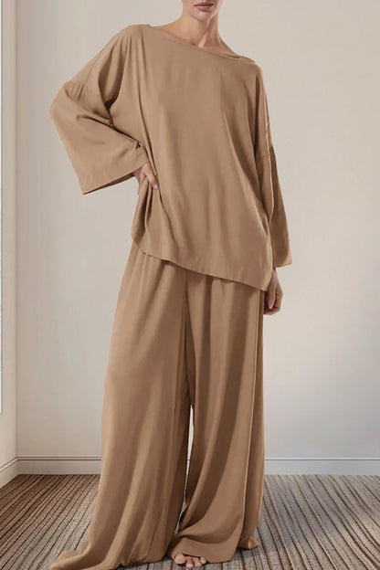 Well Tailored Garment with a Graceful Silhouette