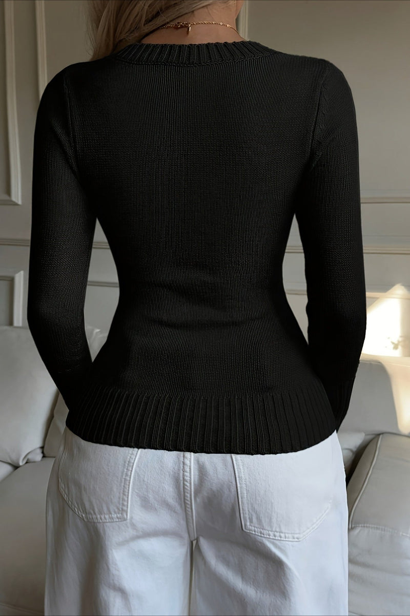 Well Tailored Sweater with a Graceful Silhouette
