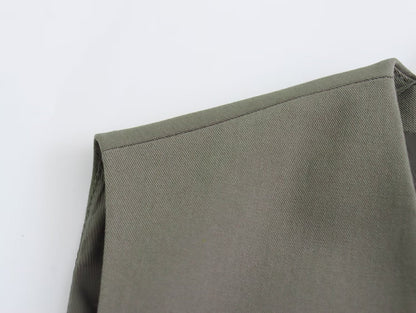 Elegantly Styled Pants for Everyday Wear