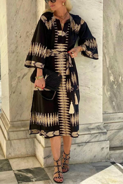 Sophisticated Dress with a Clean Classic Look