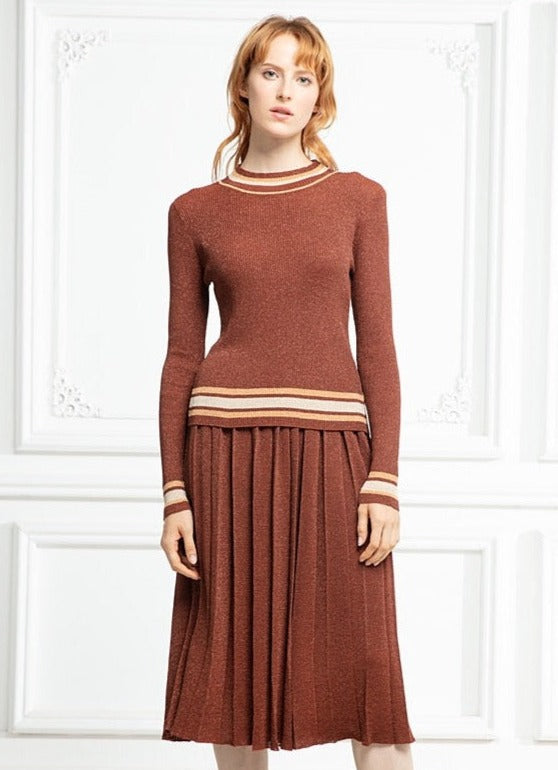 Sophisticated Garment with a Clean Classic Look